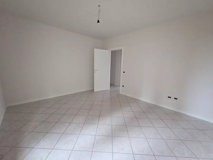 Immagine 10 di Mansarda in vendita  a Porcari