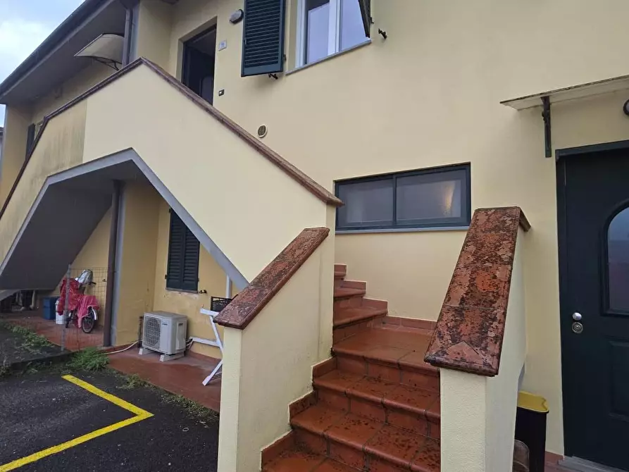 Immagine 1 di Mansarda in vendita  a Porcari