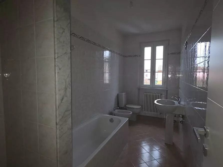 Immagine 14 di Mansarda in vendita  a Porcari