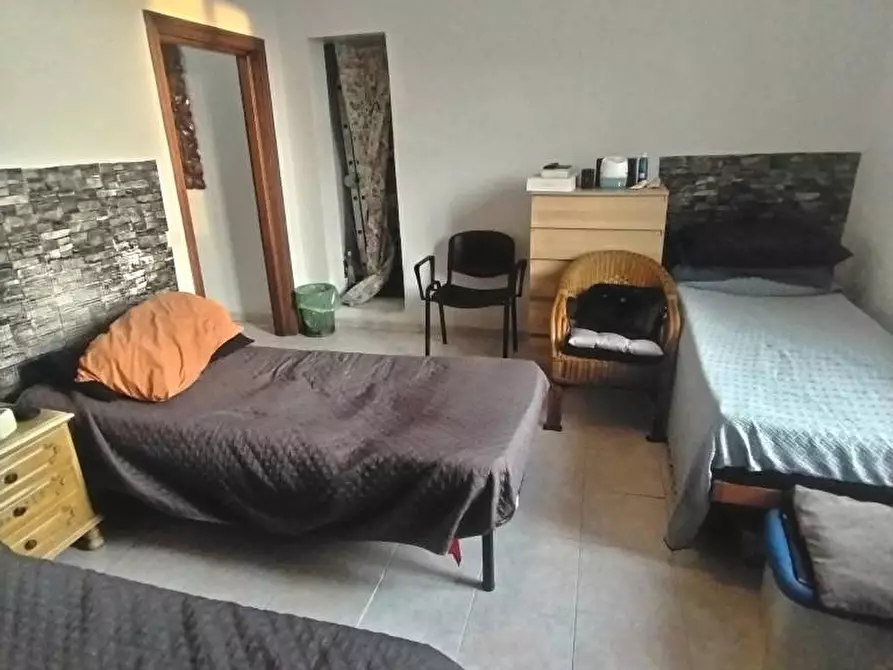 Immagine 10 di Casa semindipendente in vendita  a Carrara