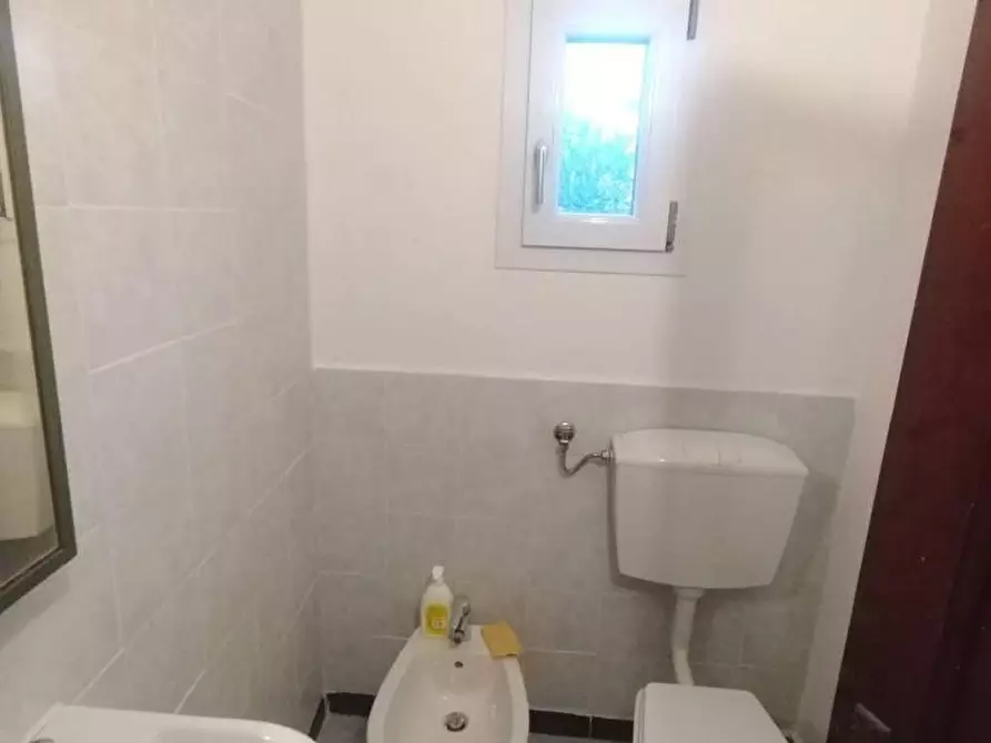 Immagine 11 di Casa semindipendente in vendita  a Carrara