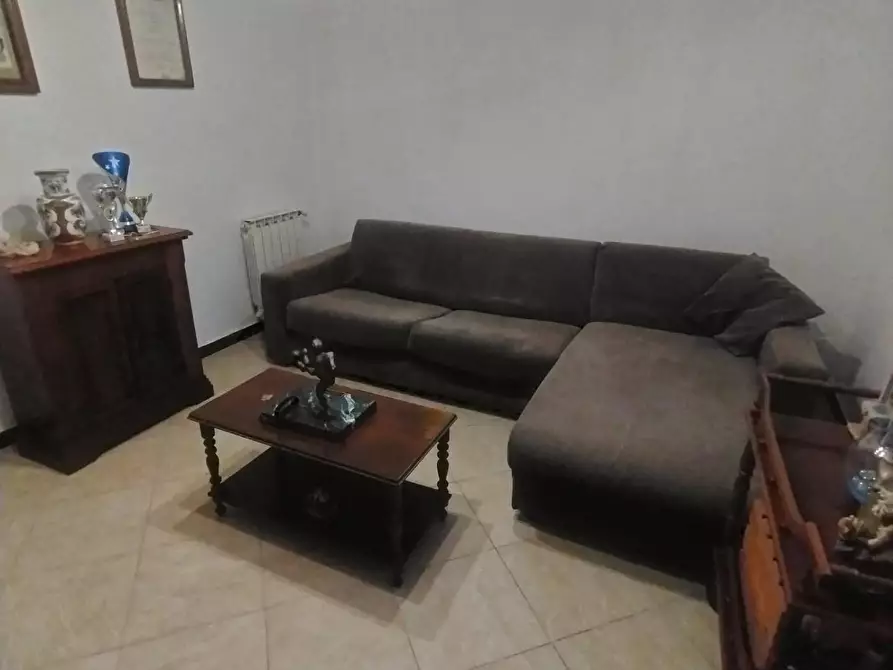 Immagine 1 di Casa semindipendente in vendita  a Carrara