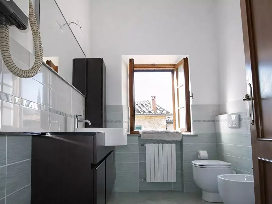 Immagine 29 di Casa colonica in vendita  a Monteriggioni