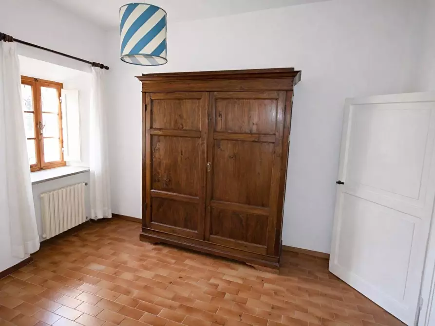 Immagine 14 di Casa colonica in vendita  a Monteriggioni