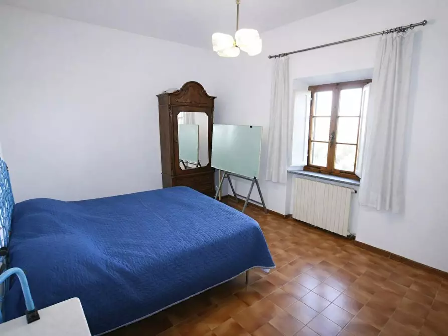 Immagine 28 di Casa colonica in vendita  a Monteriggioni