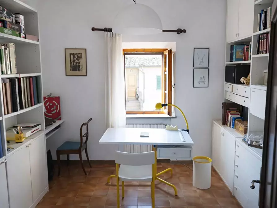 Immagine 25 di Casa colonica in vendita  a Monteriggioni