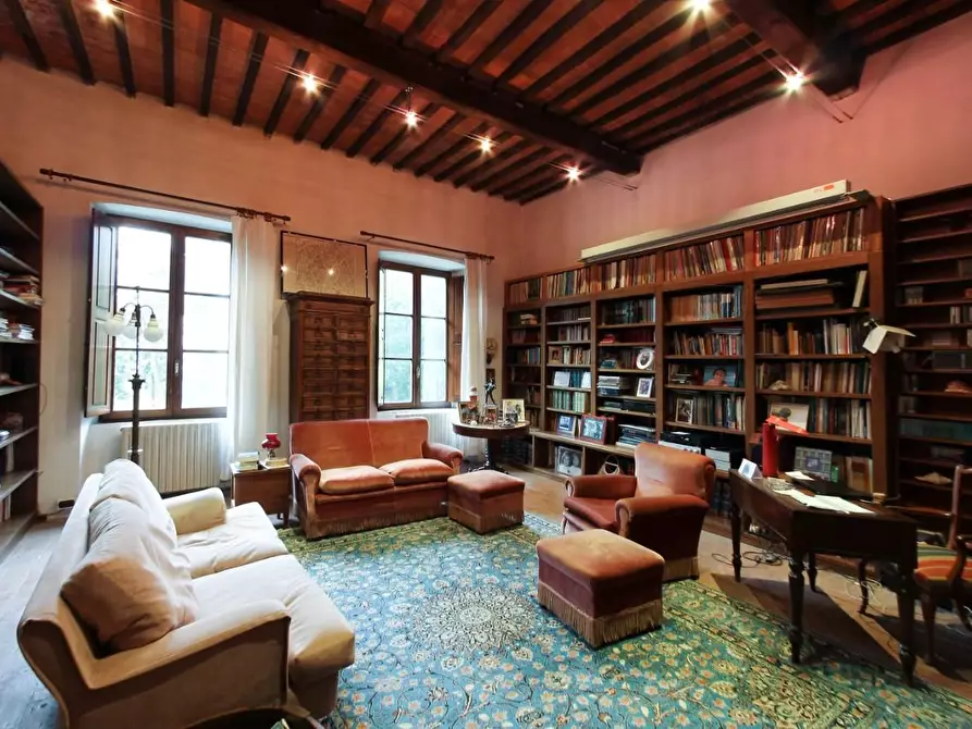 Immagine 17 di Immobile di prestigio in vendita  a San Giuliano Terme