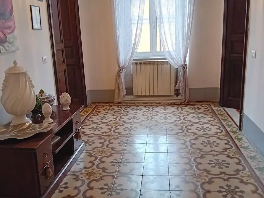 Immagine 16 di Appartamento in vendita  a Carrara