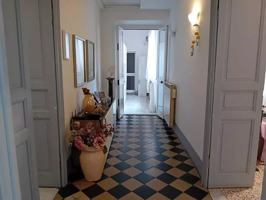 Immagine 28 di Appartamento in vendita  a Carrara