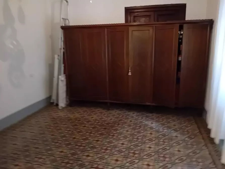 Immagine 13 di Appartamento in vendita  a Carrara