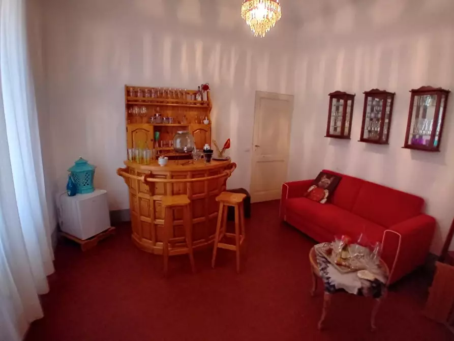 Immagine 8 di Appartamento in vendita  a Carrara