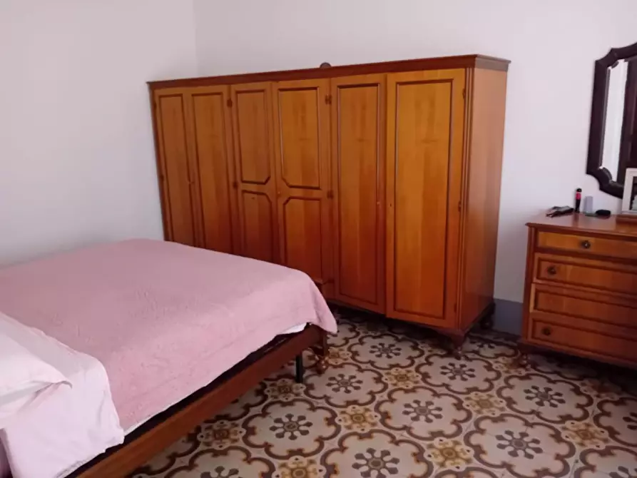 Immagine 25 di Appartamento in vendita  a Carrara