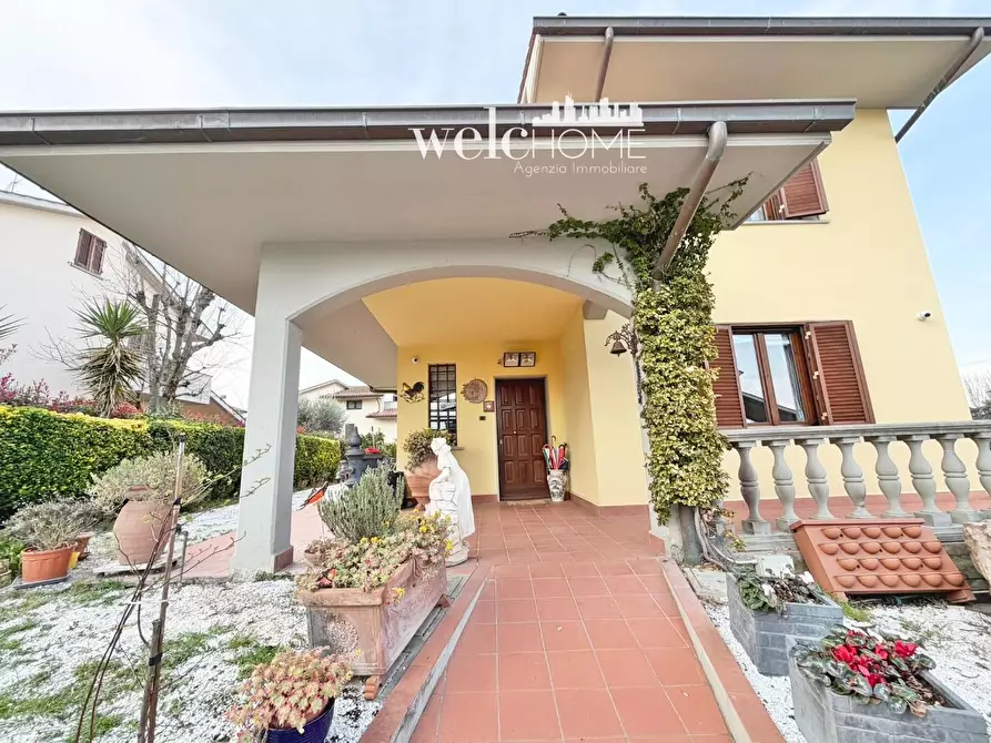 Immagine 35 di Villa in vendita  a Poggio A Caiano