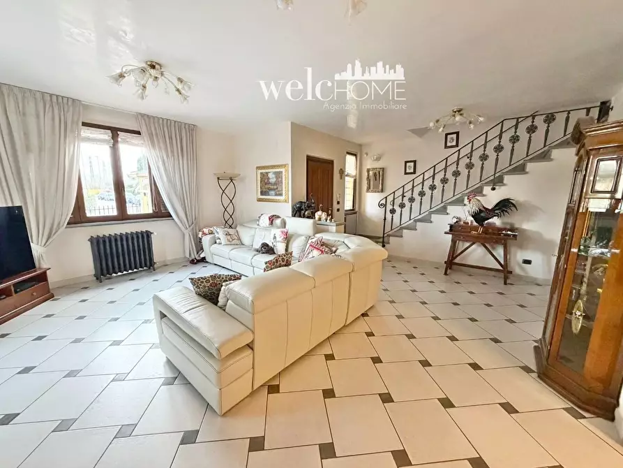 Immagine 6 di Villa in vendita  a Poggio A Caiano