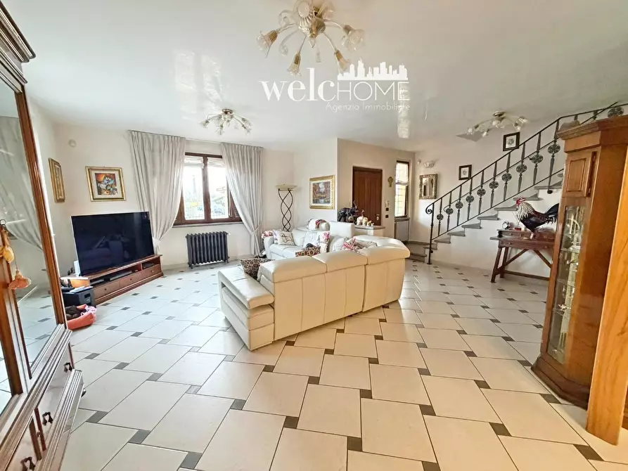 Immagine 7 di Villa in vendita  a Poggio A Caiano