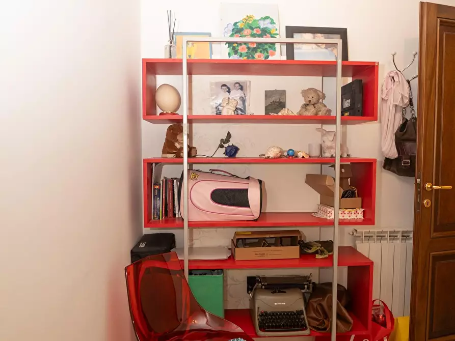 Immagine 18 di Appartamento in vendita  a Carrara