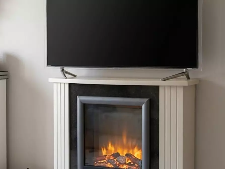 Immagine 7 di Appartamento in vendita  a Carrara