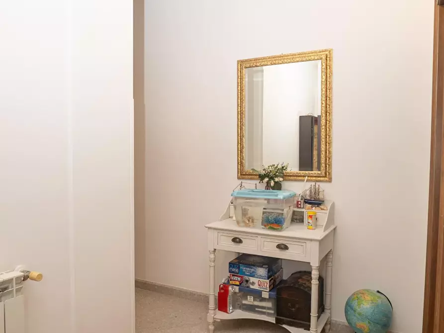 Immagine 26 di Appartamento in vendita  a Carrara