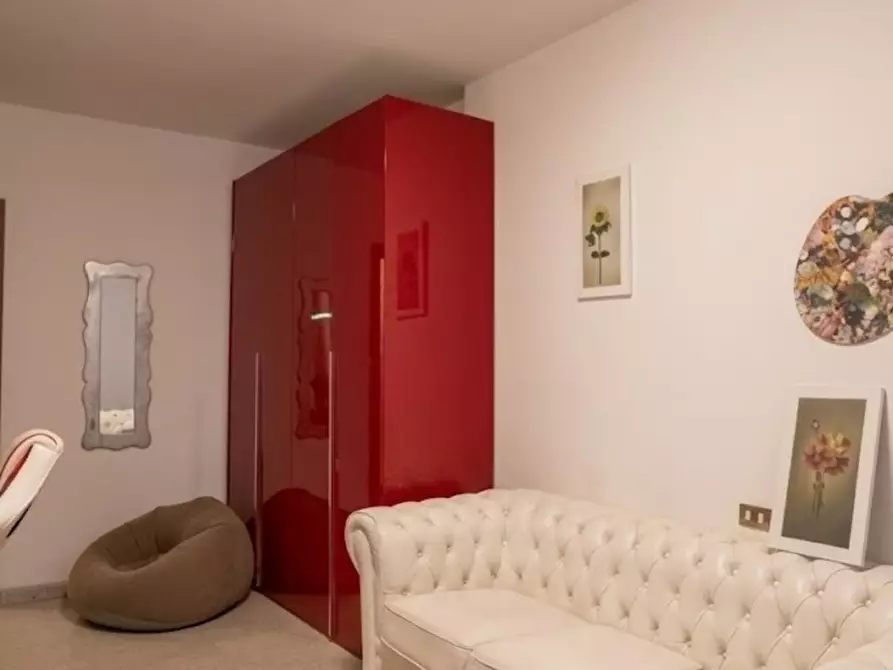 Immagine 20 di Appartamento in vendita  a Carrara