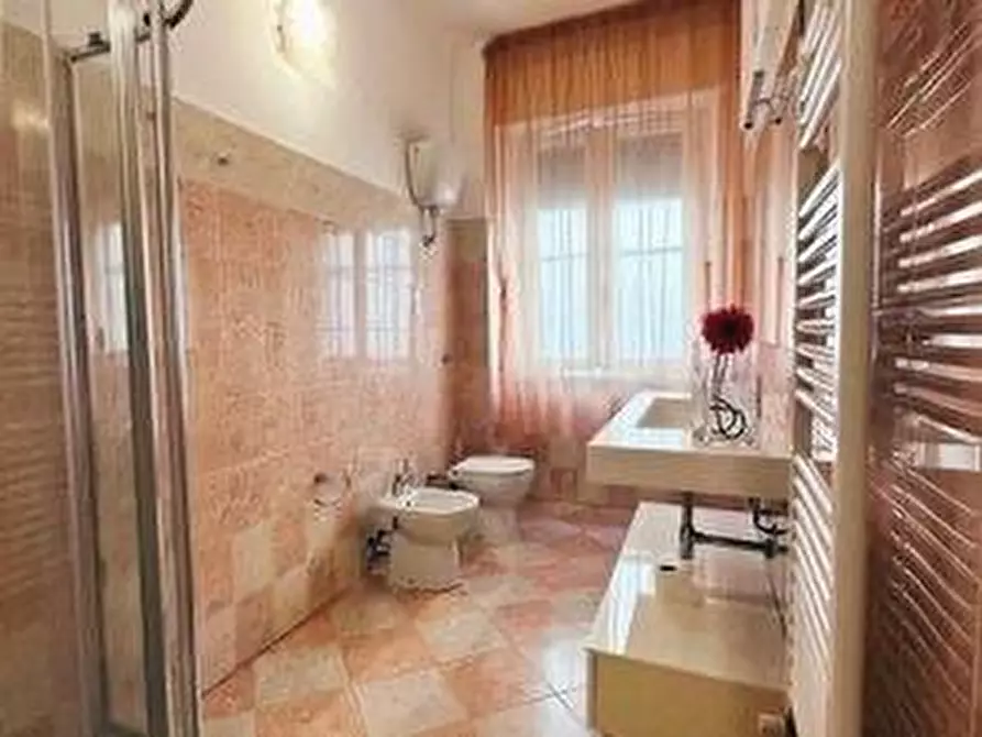 Immagine 8 di Appartamento in affitto  a Livorno