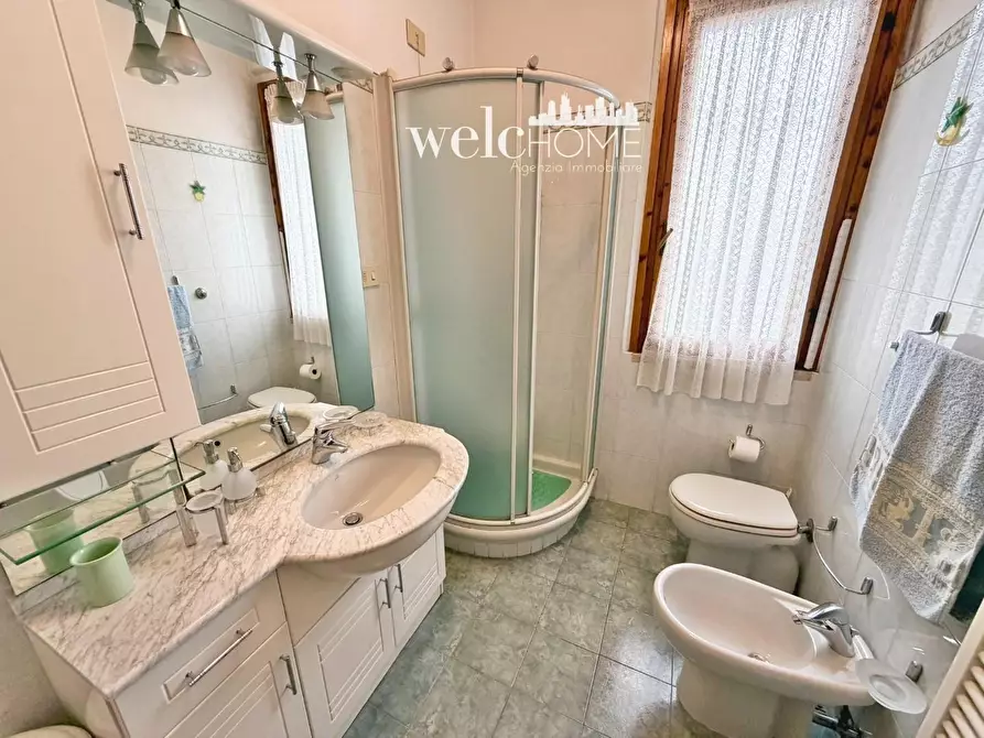 Immagine 13 di Terratetto in vendita  a Campi Bisenzio