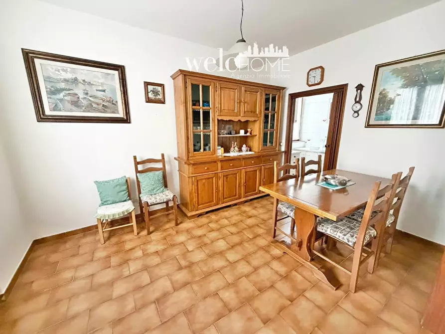 Immagine 14 di Terratetto in vendita  a Campi Bisenzio