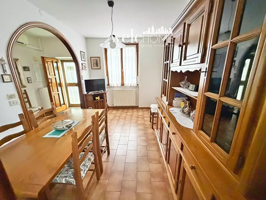 Immagine 16 di Terratetto in vendita  a Campi Bisenzio