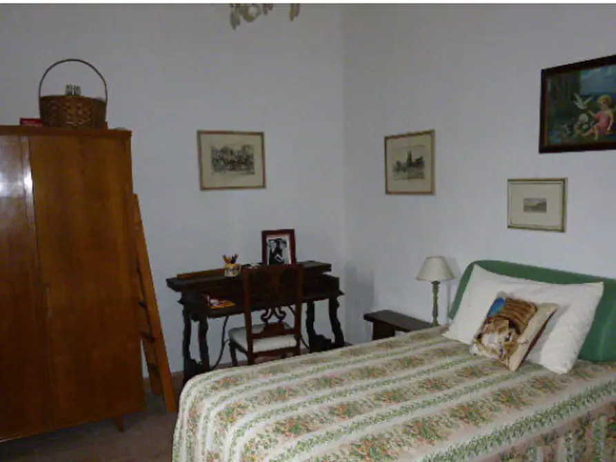 Immagine 19 di Appartamento in vendita  a Greve In Chianti