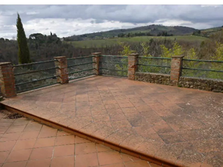 Immagine 7 di Appartamento in vendita  a Greve In Chianti