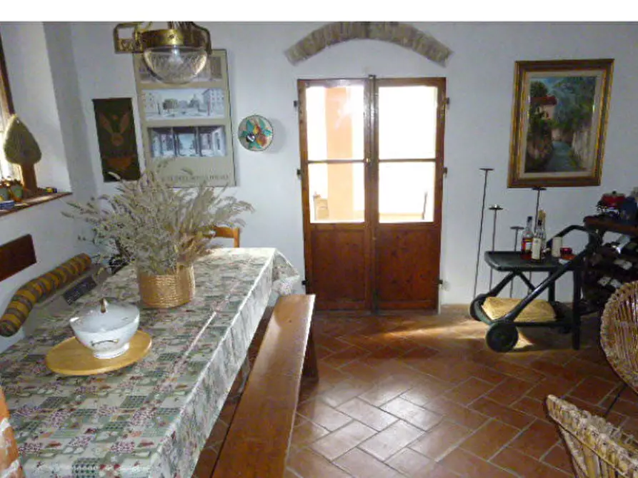 Immagine 10 di Appartamento in vendita  a Greve In Chianti