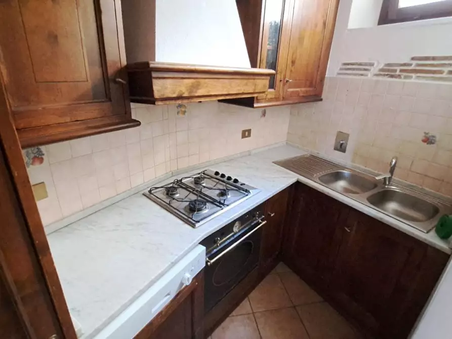 Immagine 4 di Appartamento in vendita  a Rosignano Marittimo