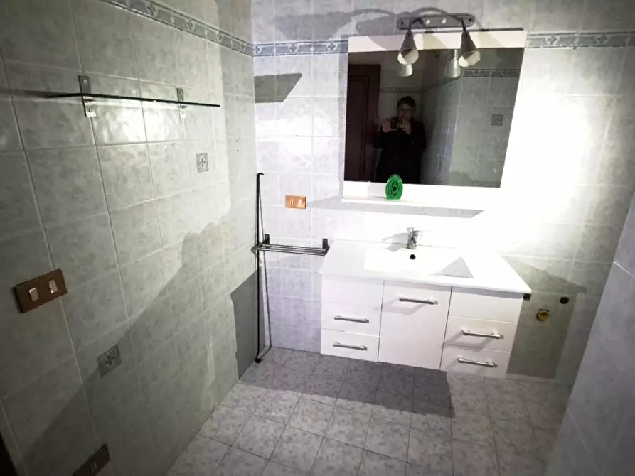 Immagine 15 di Appartamento in vendita  a Rosignano Marittimo