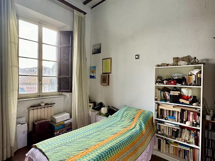 Immagine 25 di Villa in vendita  a Lucca
