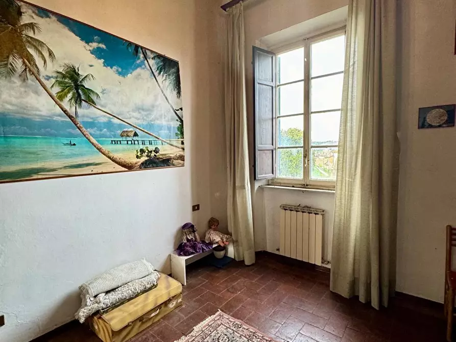 Immagine 15 di Villa in vendita  a Lucca