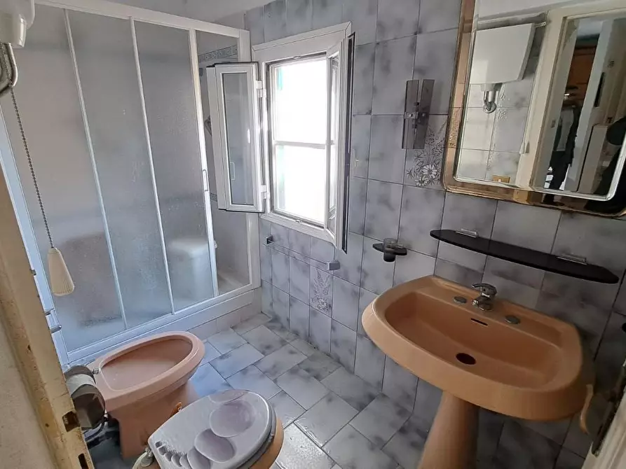 Immagine 11 di Porzione di casa in vendita  a Rosignano Marittimo