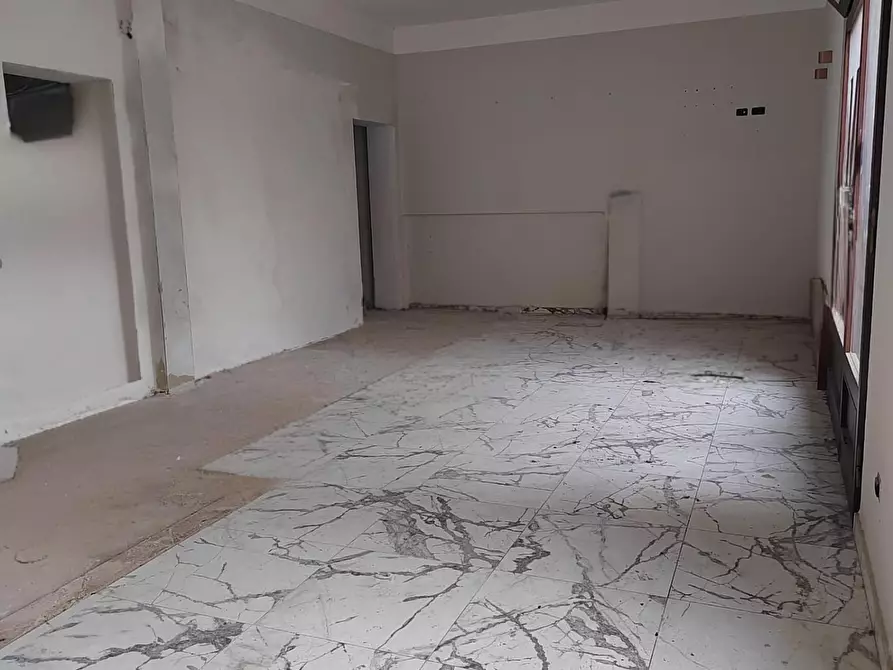 Immagine 3 di Locale commerciale in affitto  a Fucecchio