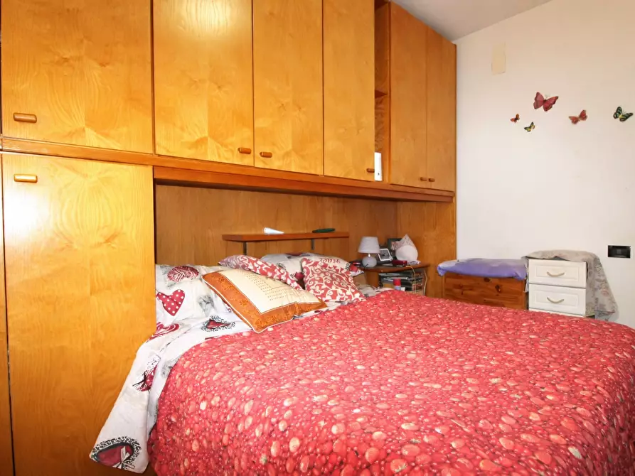 Immagine 10 di Appartamento in vendita  a Pisa