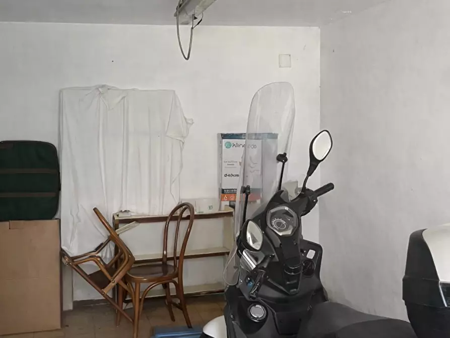 Immagine 12 di Appartamento in vendita  a Pisa