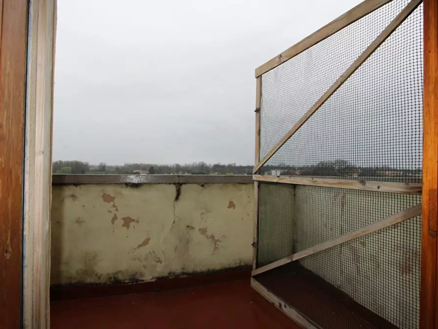 Immagine 13 di Appartamento in vendita  a Pisa