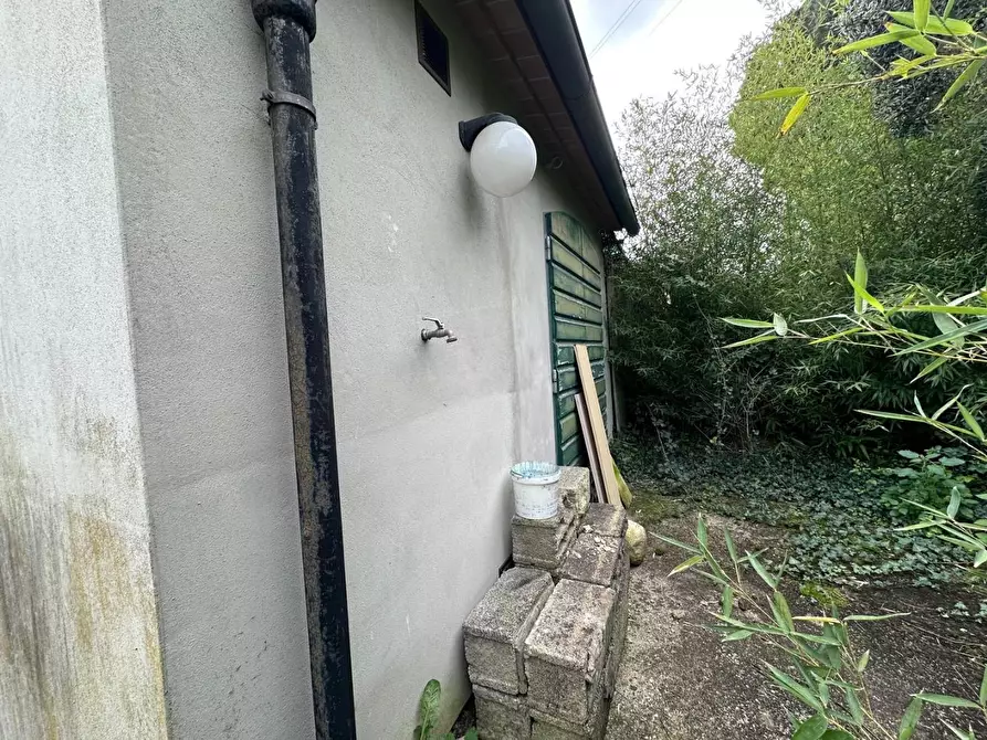 Immagine 43 di Terratetto in vendita  a Calci