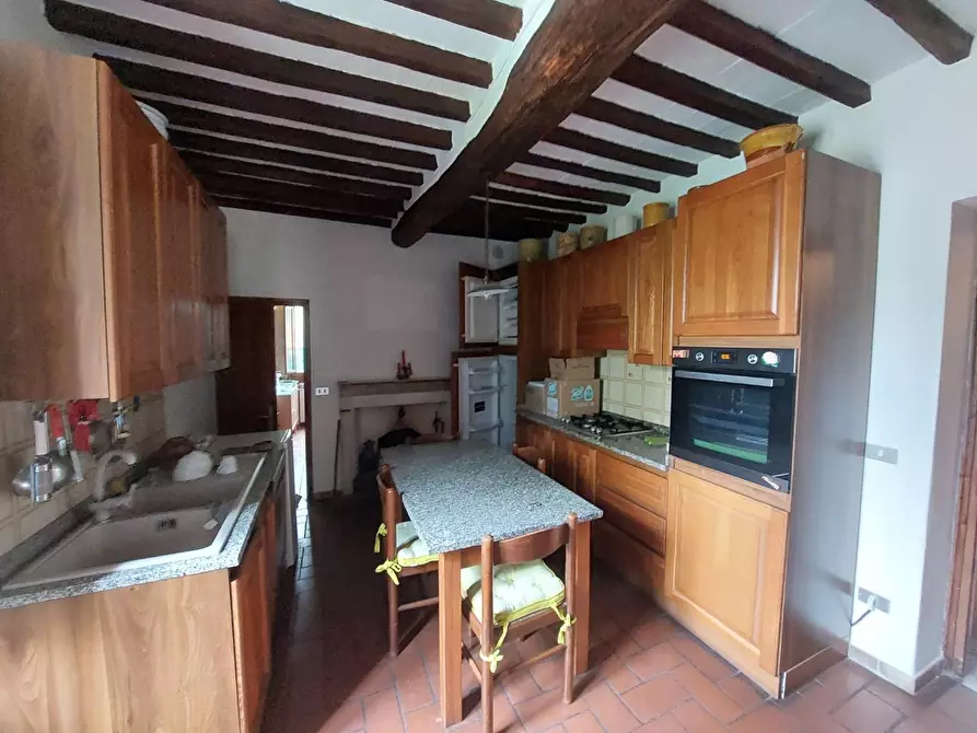 Immagine 36 di Porzione di casa in vendita  a Bagni Di Lucca