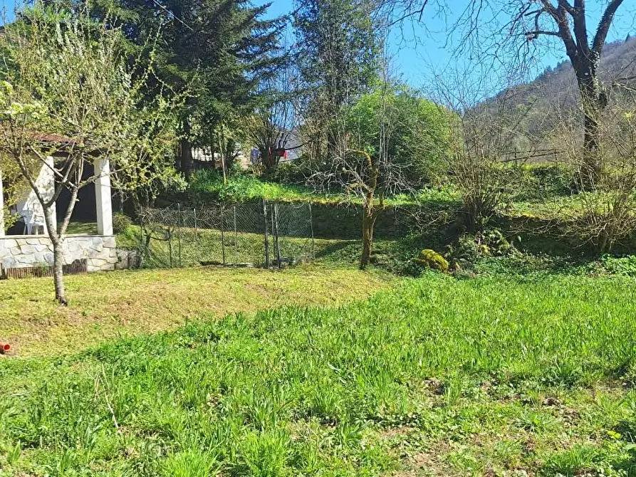 Immagine 4 di Porzione di casa in vendita  a Bagni Di Lucca