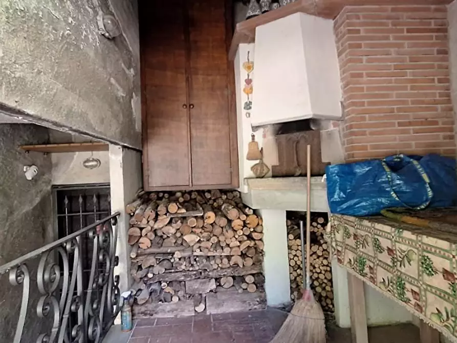 Immagine 33 di Porzione di casa in vendita  a Bagni Di Lucca