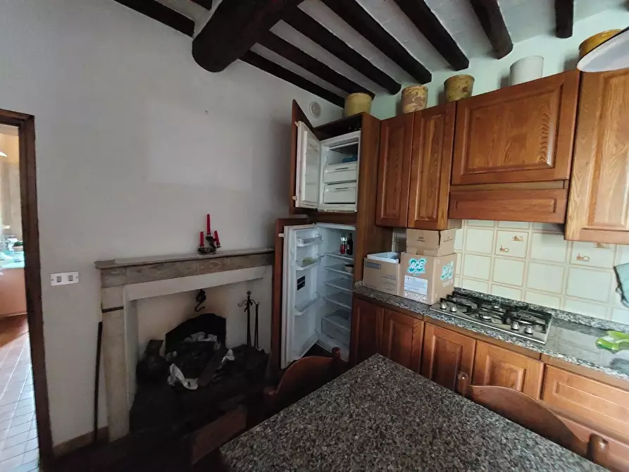 Immagine 35 di Porzione di casa in vendita  a Bagni Di Lucca