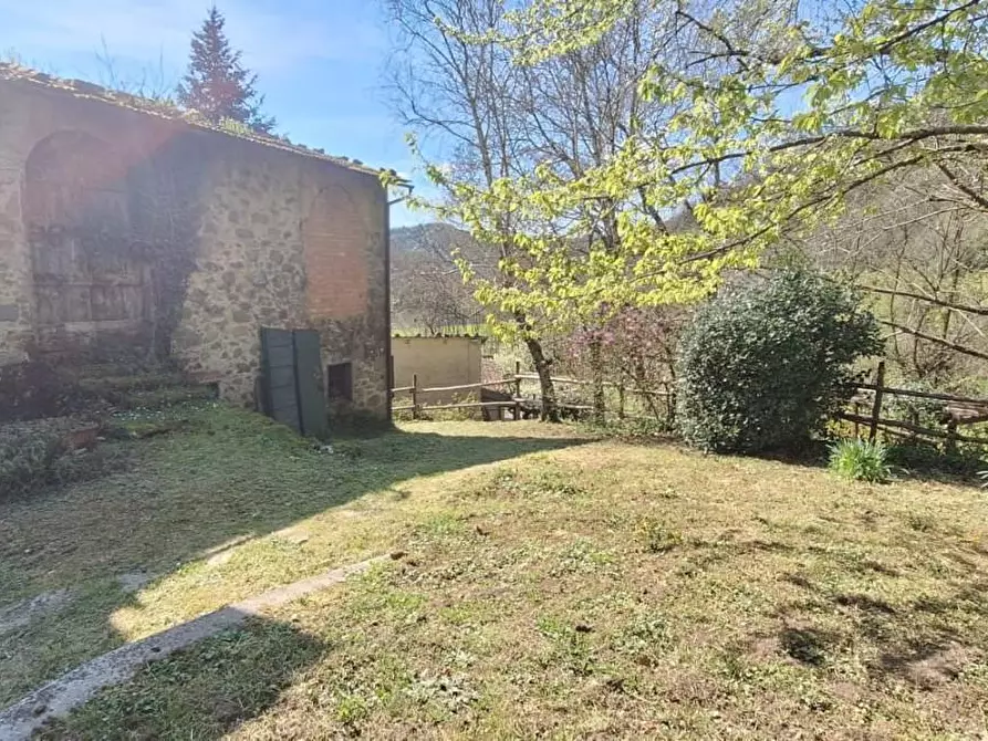 Immagine 27 di Porzione di casa in vendita  a Bagni Di Lucca