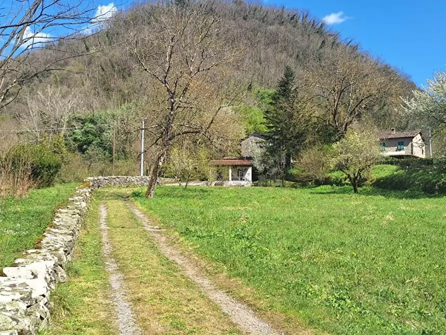 Immagine 3 di Porzione di casa in vendita  a Bagni Di Lucca
