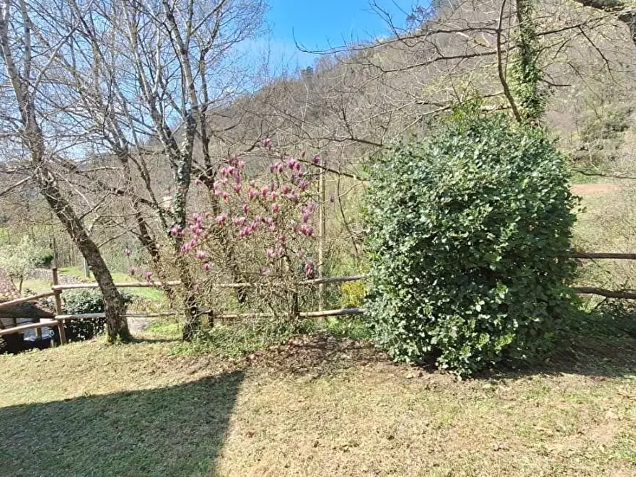 Immagine 19 di Porzione di casa in vendita  a Bagni Di Lucca