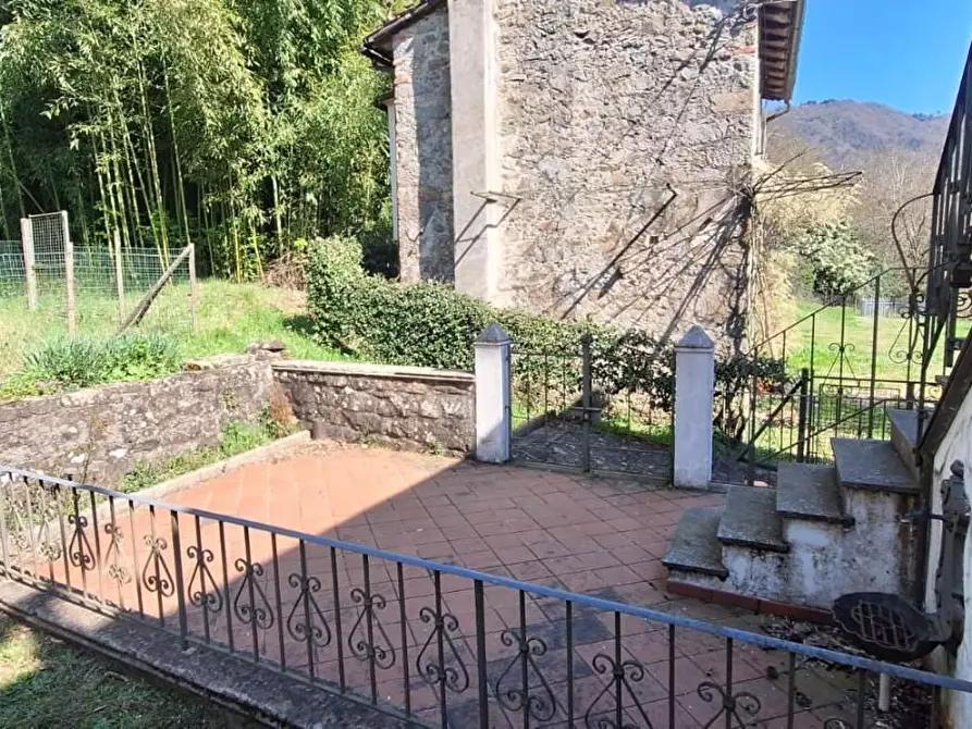 Immagine 22 di Porzione di casa in vendita  a Bagni Di Lucca