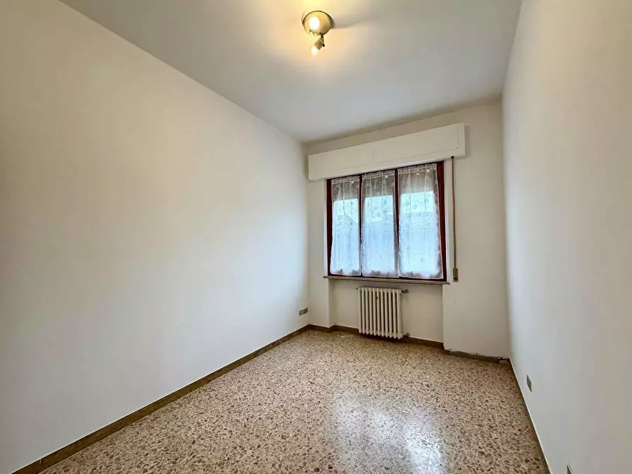 Immagine 18 di Casa bifamiliare in vendita  a Lucca