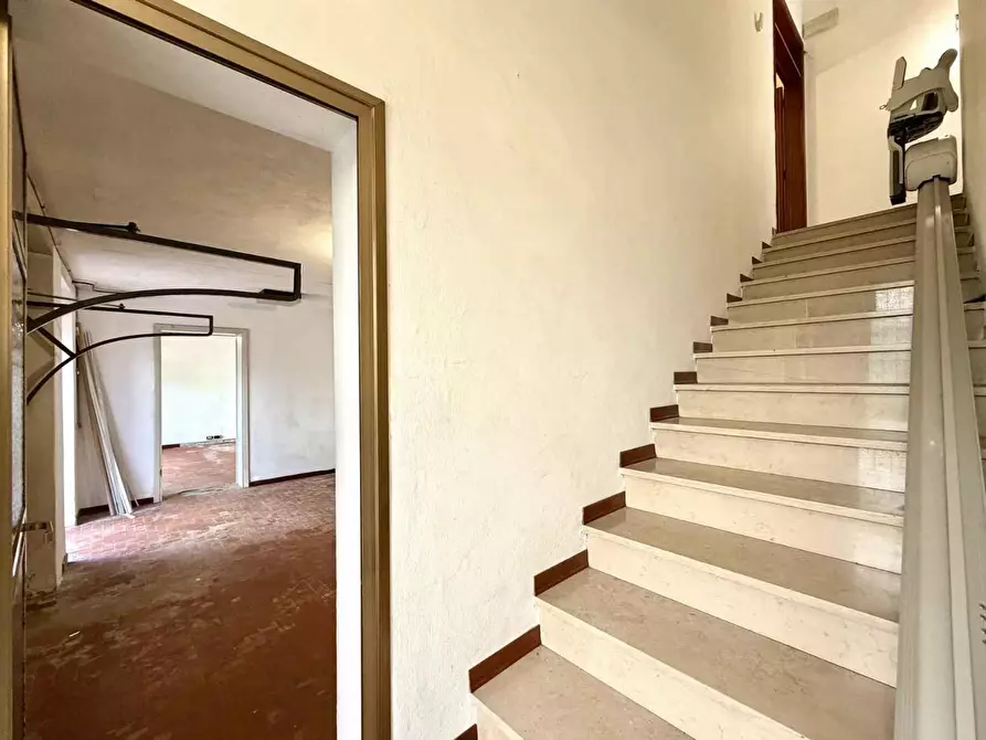 Immagine 32 di Casa bifamiliare in vendita  a Lucca